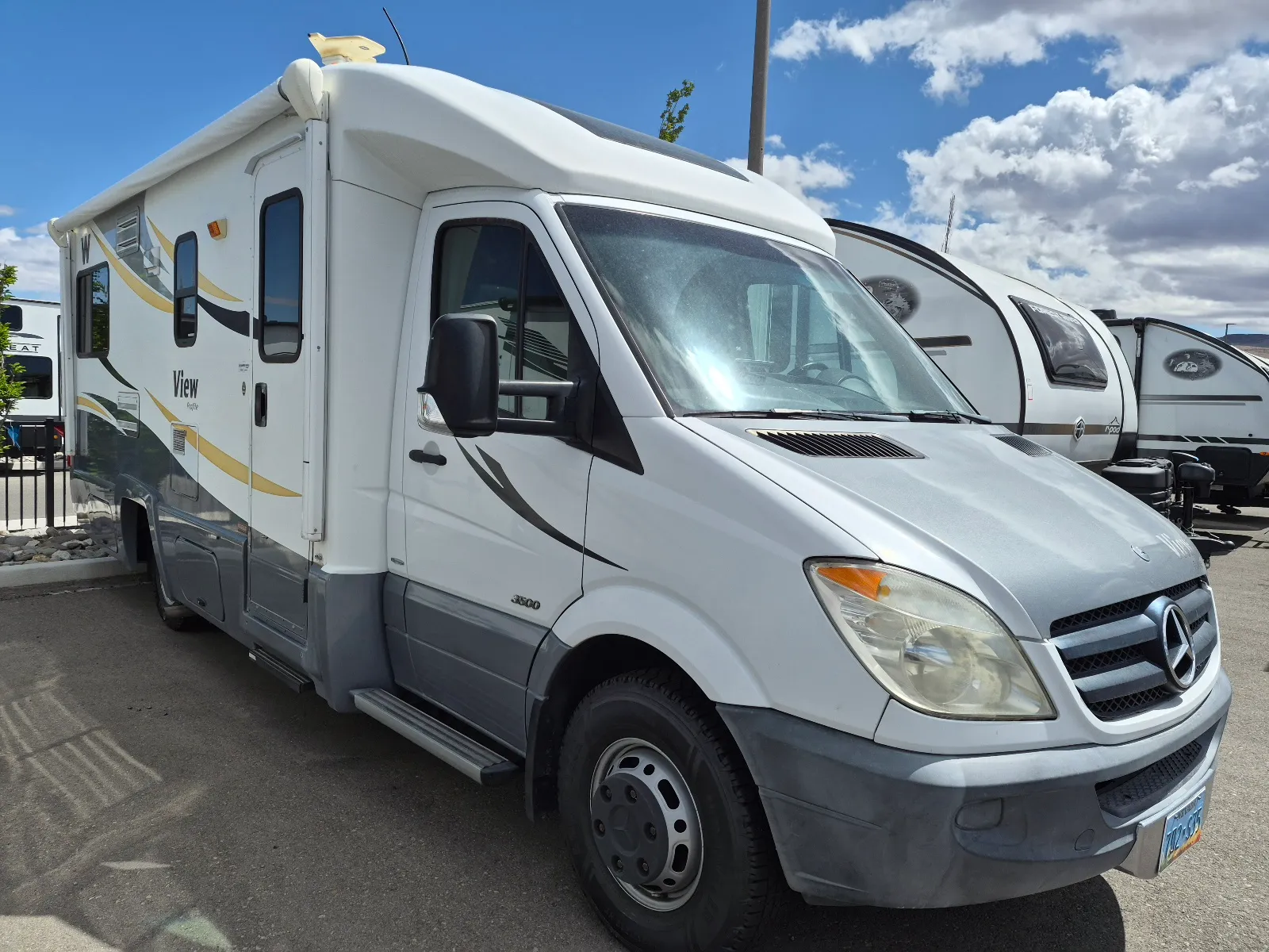 2012 Winnebago View Profile 24G - Photo 2