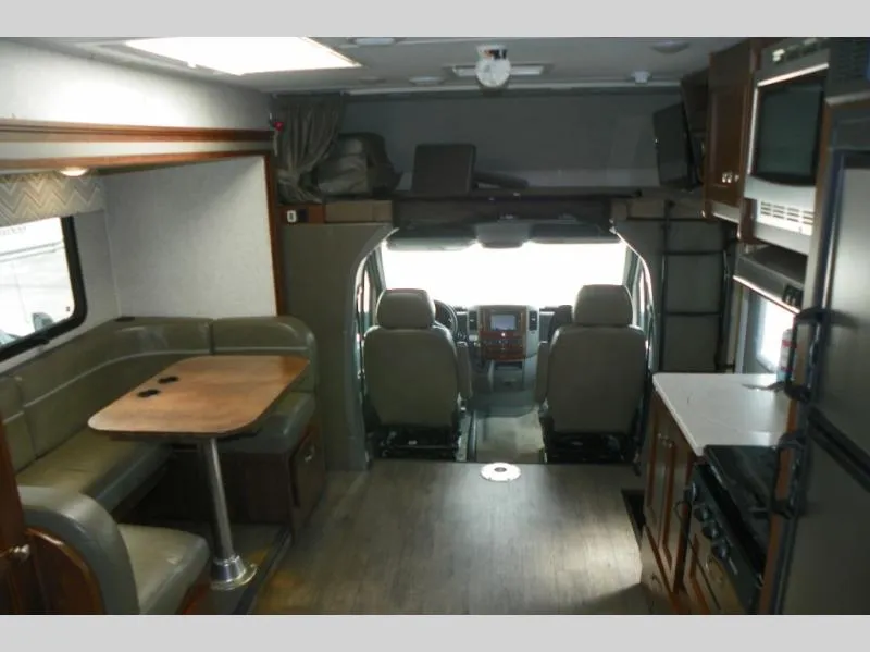 2018 Forest River RV Forester MBS 2401W - Photo 4