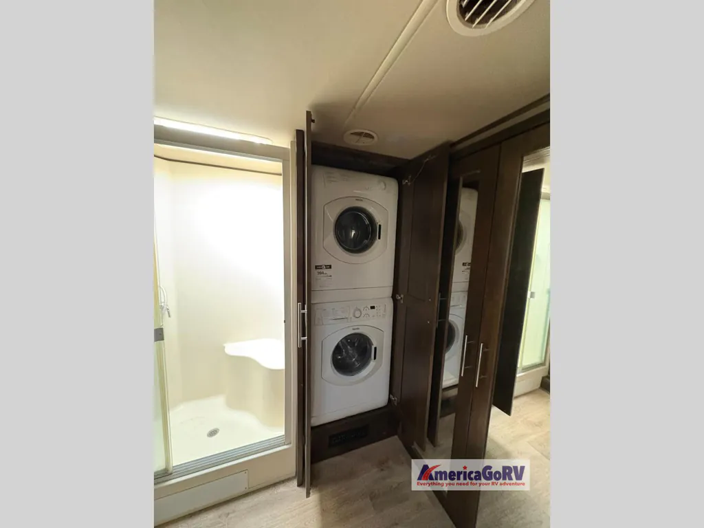 2018 VanLeigh RV Vilano 369FB, Photos photo 5