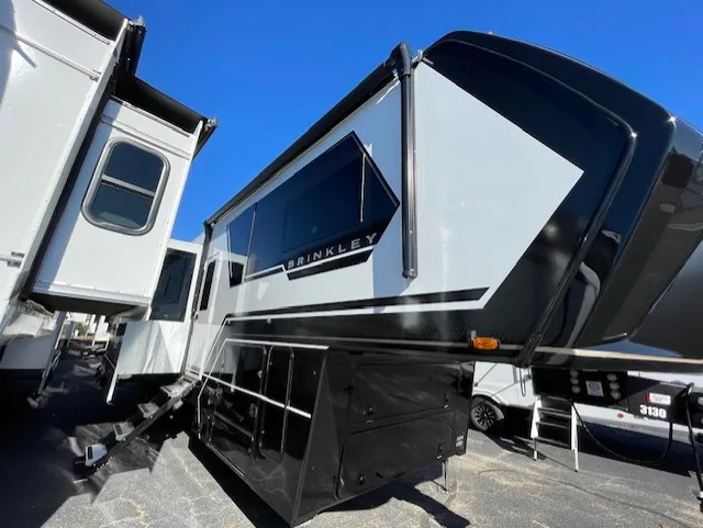 2026 Brinkley Model G 3970, Photos photo 17