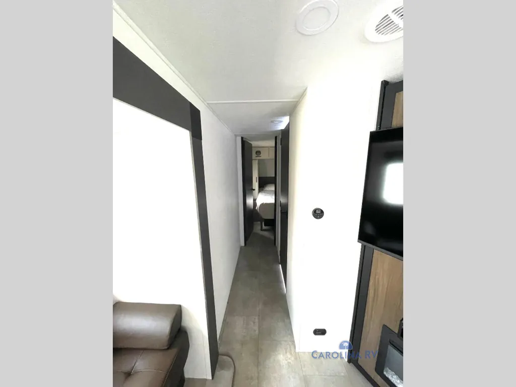2027 Forest River Tracer 290QB, Photos photo 18