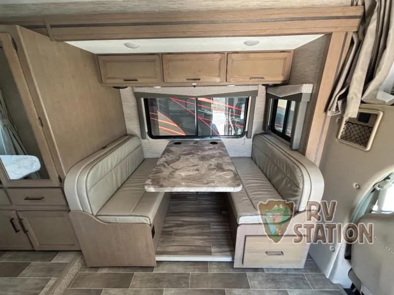 2022 Thor Motor Coach Four Winds 24F - Photo 4