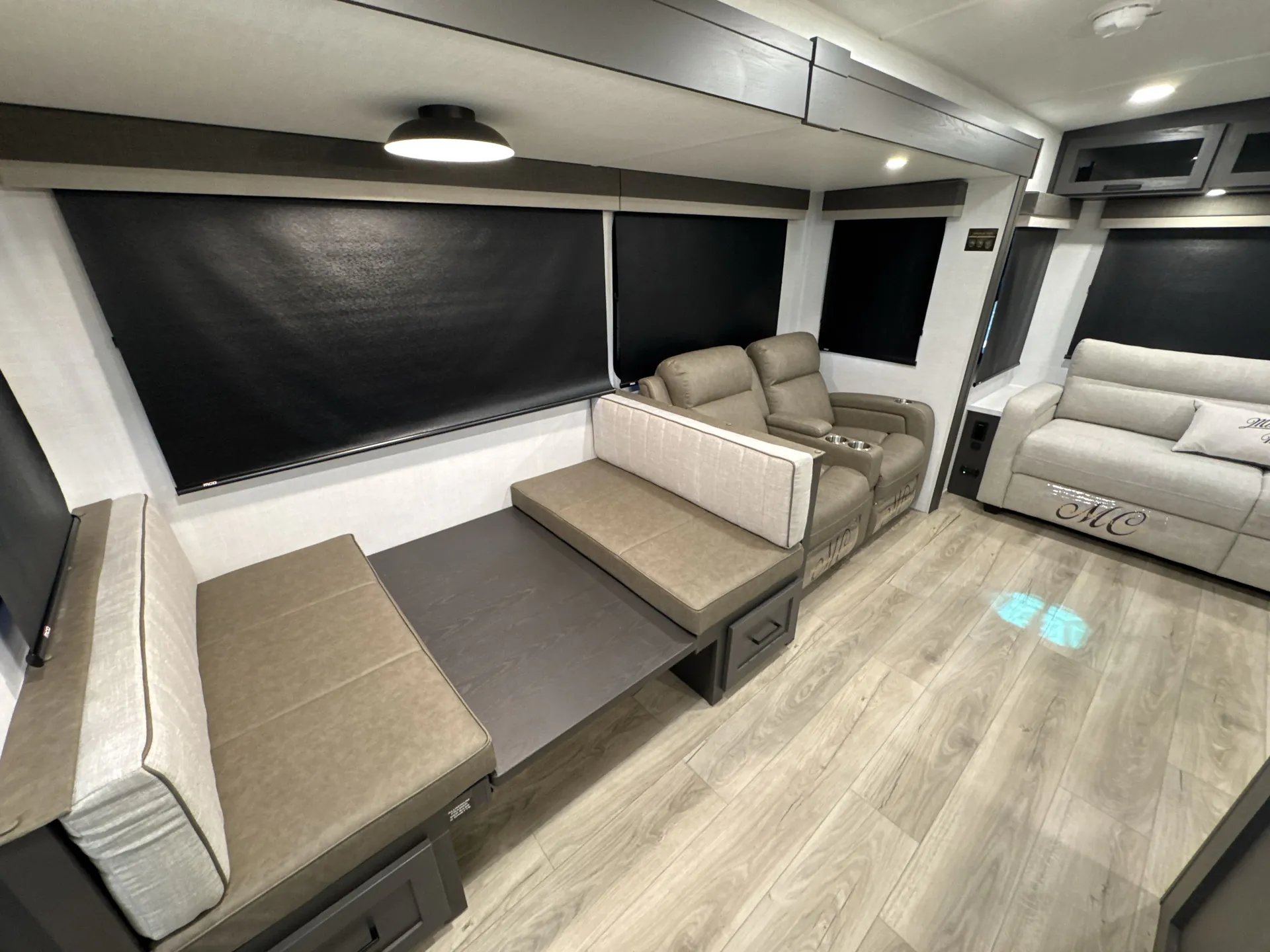 2026 Forest River Rockwood Ultra Lite 2906RL — living area main