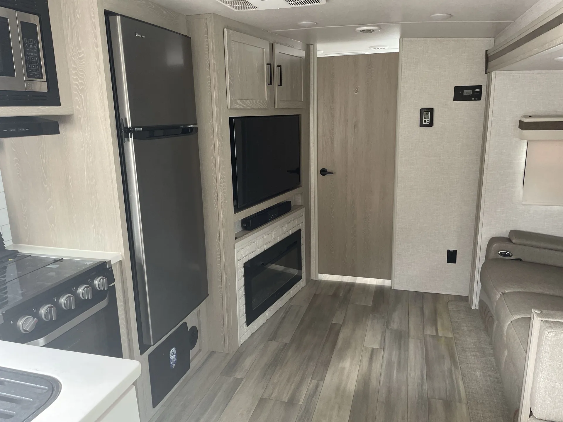 2023 Forest River Rockwood Ultra Lite 2912BS — living area main