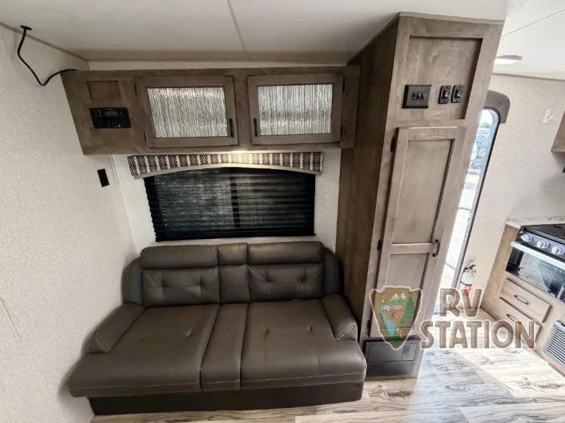 2022 Venture RV Sonic 231VRK - Photo 4