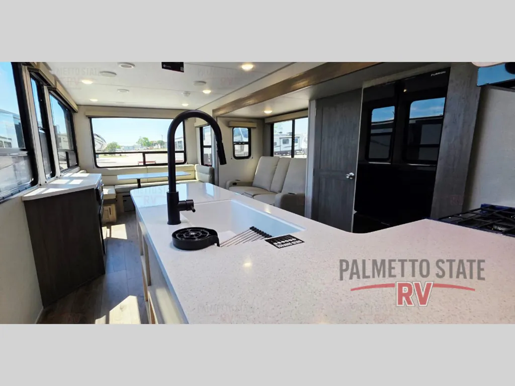 2026 Coachmen Catalina Legacy Edition 283RNR, Photos photo 8