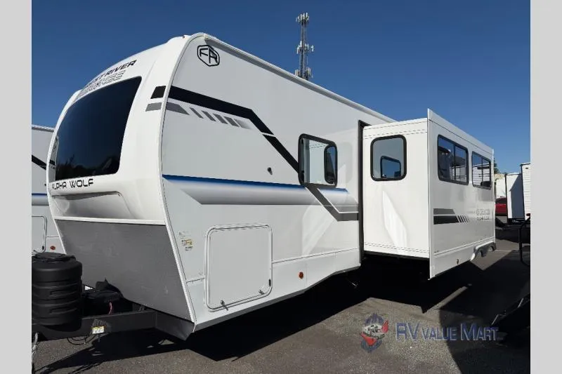 2026 Forest River Cherokee Alpha Wolf 29TB - Photo 4