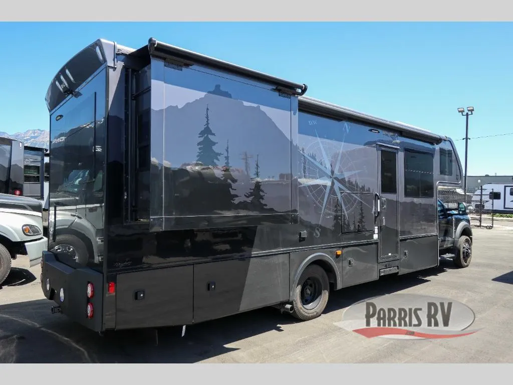 2027 Dynamax isata 6 31KS - Photo 3