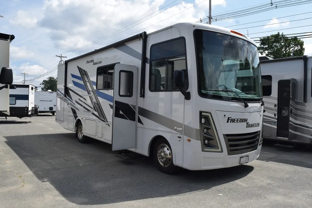 2025 Thor Motor Coach Freedom Traveler A29, Photos photo 2