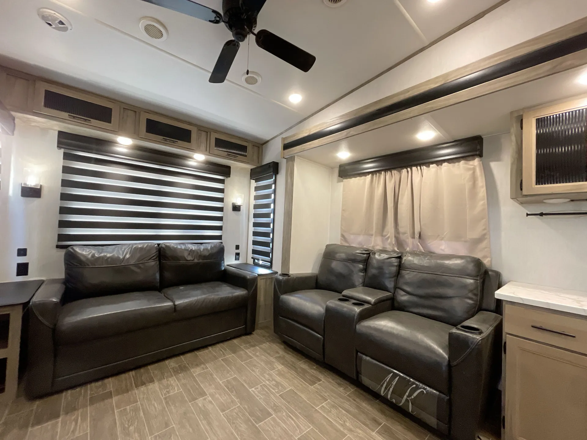 2021 Forest River Cherokee Arctic Wolf 3660 SUITE — living area main