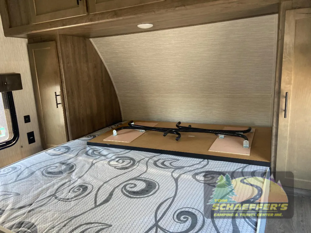 2021 Forest River Vengeance Rogue 26V, Photos photo 9