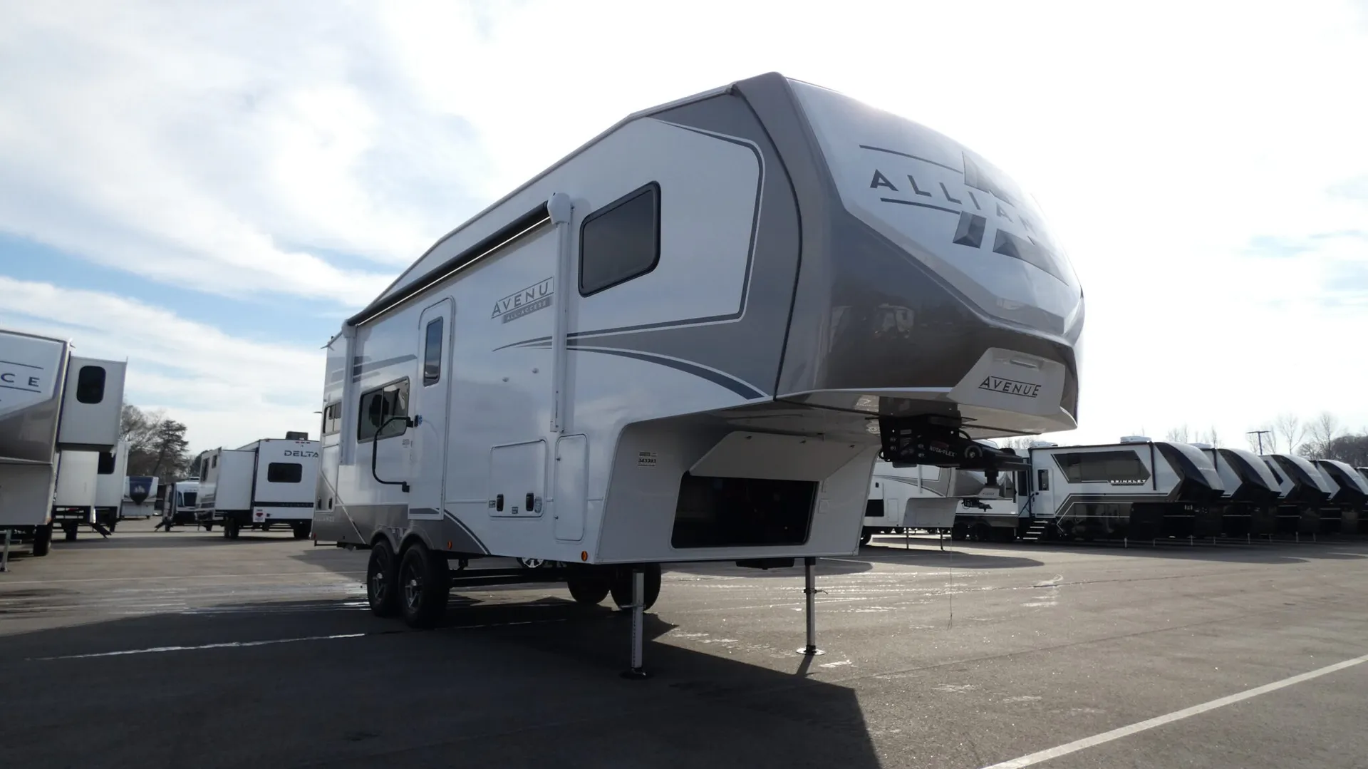 2026 Alliance RV Avenue All-Access 23ML - Photo 2