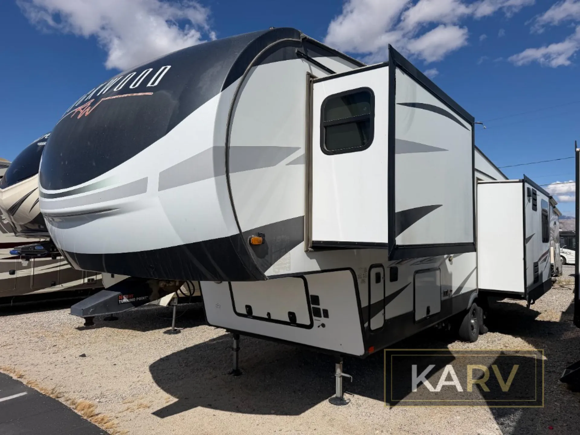 2022 Forest River Rockwood Signature Ultra Lite 8298KS - Photo 2