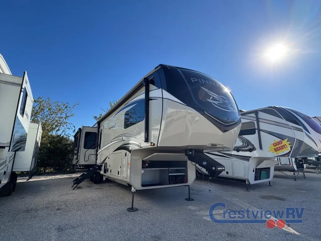 2022 Jayco Pinnacle 36SSWS - Photo 3