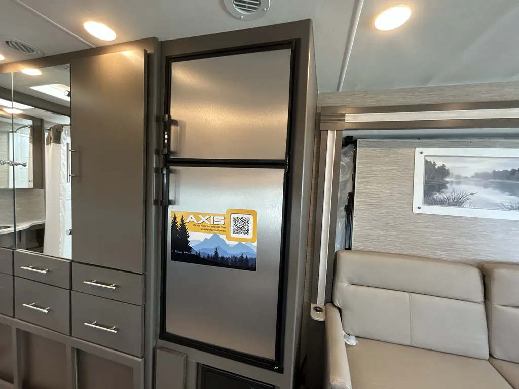 2023 Thor Motor Coach Axis 24.3, Photos photo 8