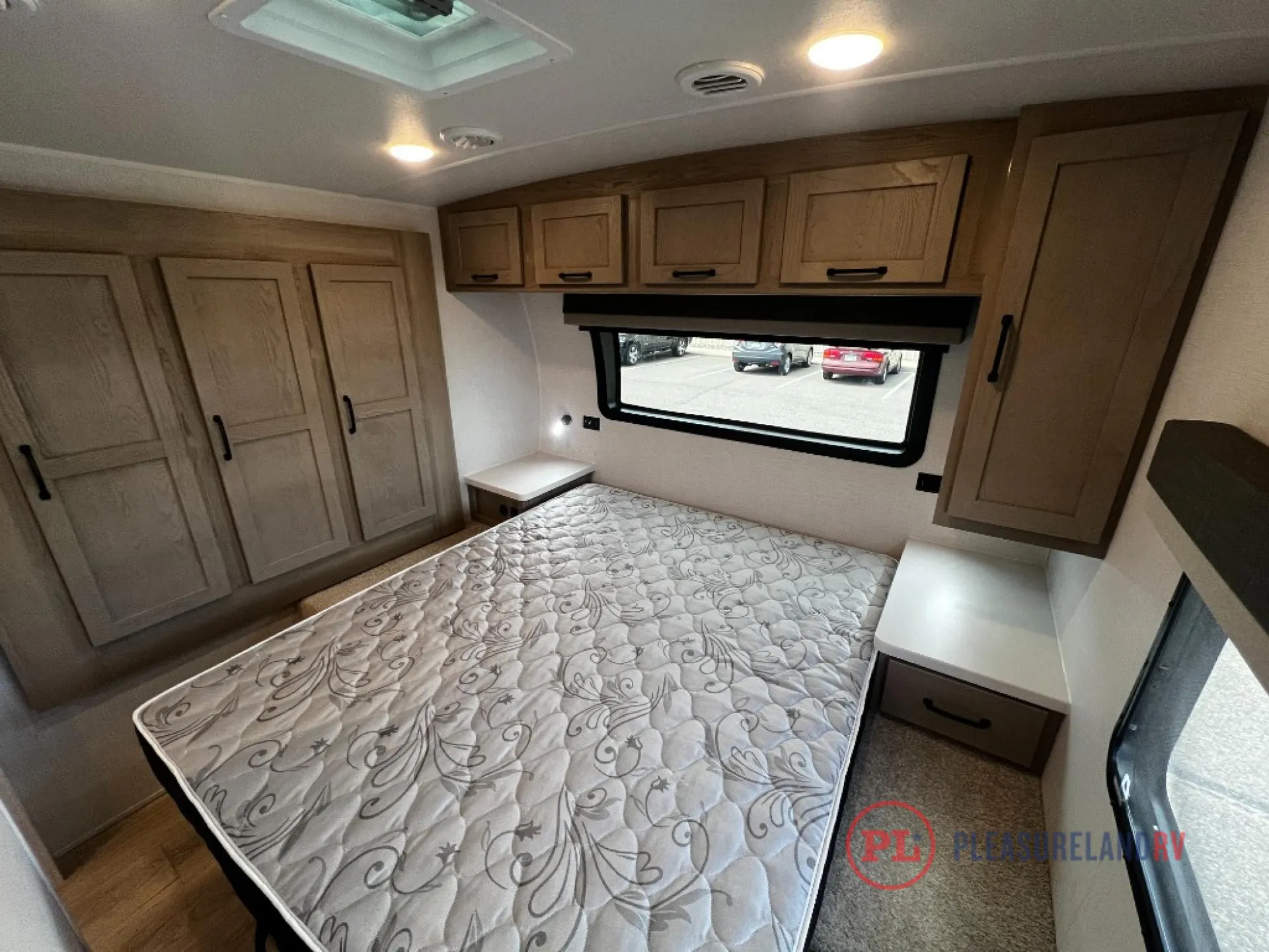 2025 Forest River Rockwood Mini Lite 2513S — Photo 6
