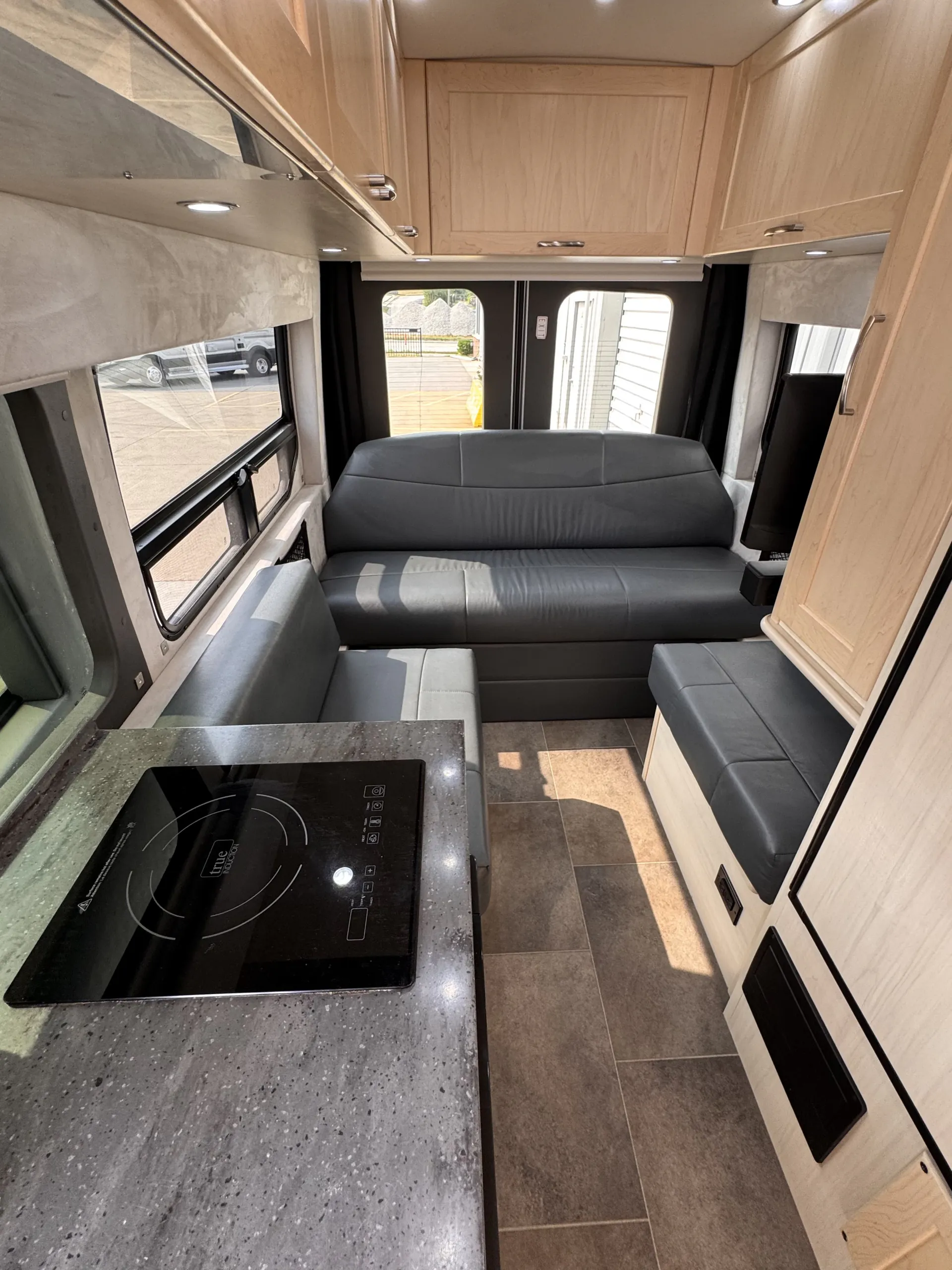 2022 Pleasure-Way Ontour 2.2 - Photo 3