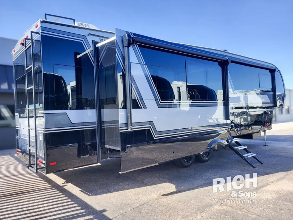 2026 Brinkley Model Z 3600, Photos photo 8