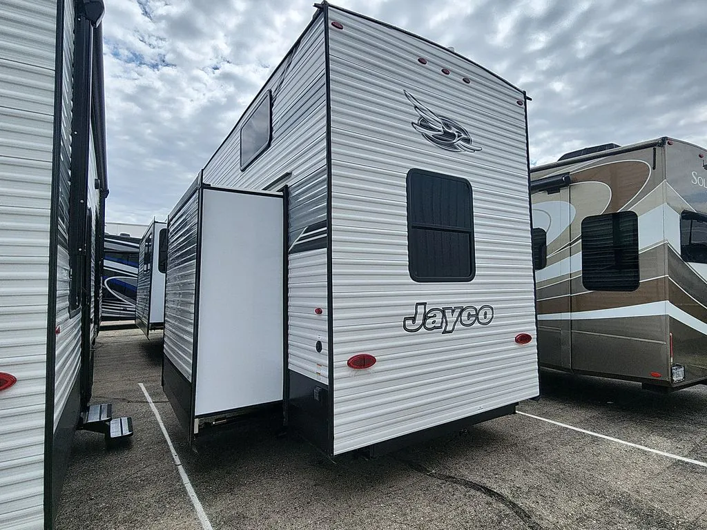 2026 Jayco Jay Flight Bungalow 404LOFT DS, Photos photo 4
