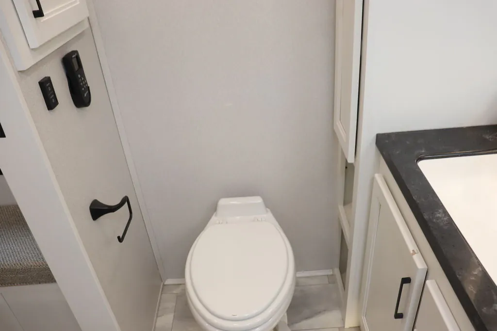 2023 Forest River RiverStone 39RBFL, Photos photo 30
