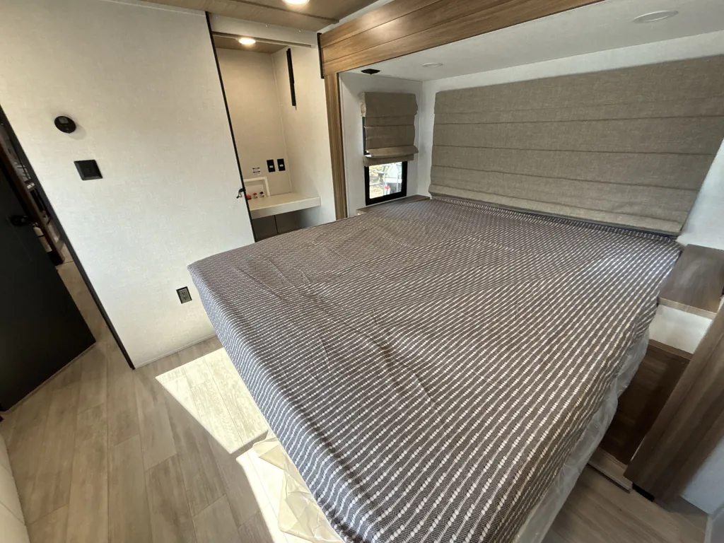 2026 Forest River Vibe 3400XL, Photos photo 17