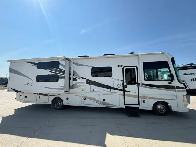 2018 Jayco Alante 31R - Photo 2