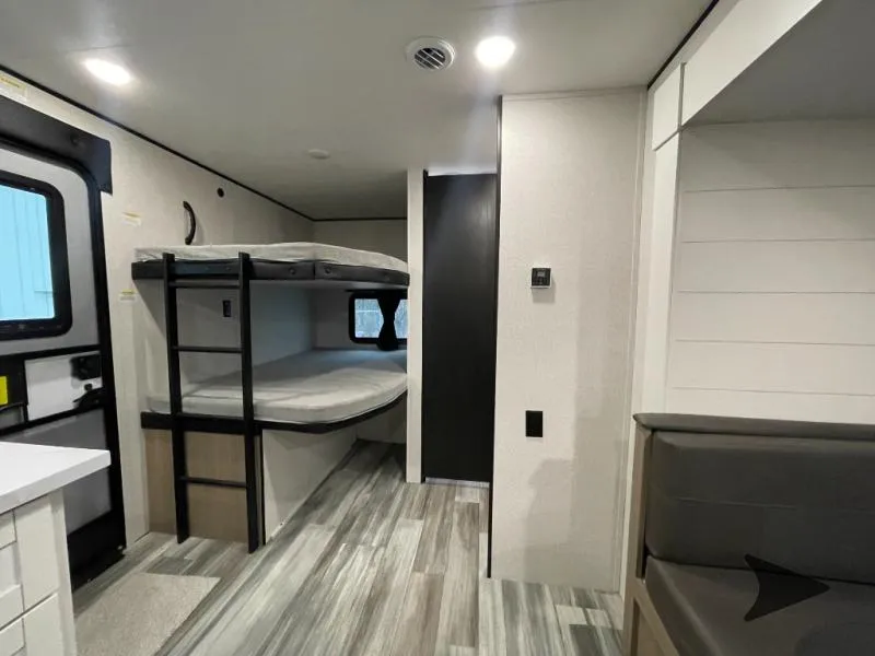2026 Jayco Jay Flight SLX 263BHS - Photo 4