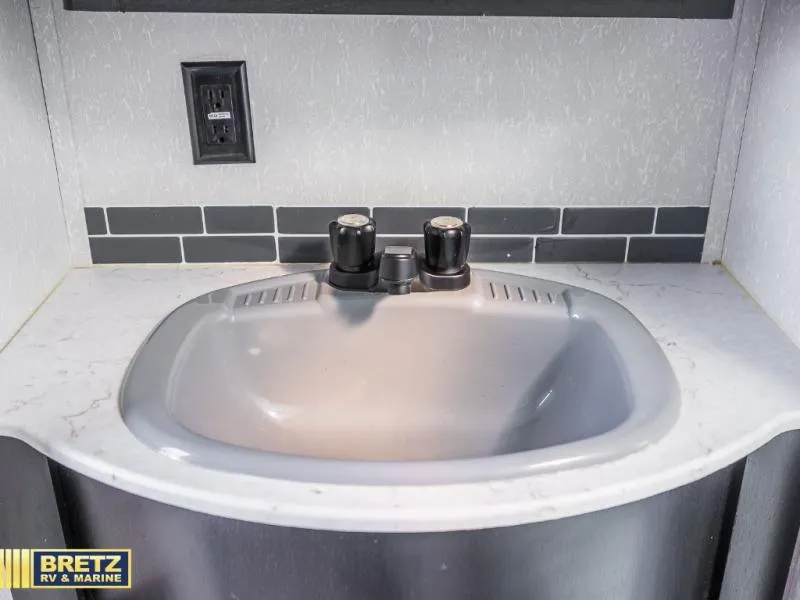 2023 Forest River Cherokee 306MM - Photo 4