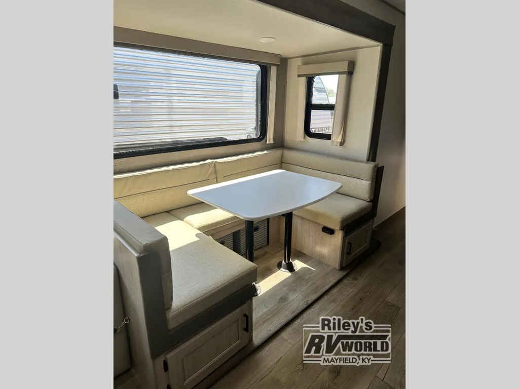 2026 Coachmen Catalina Legacy Edition 273DBHCK, Photos photo 23