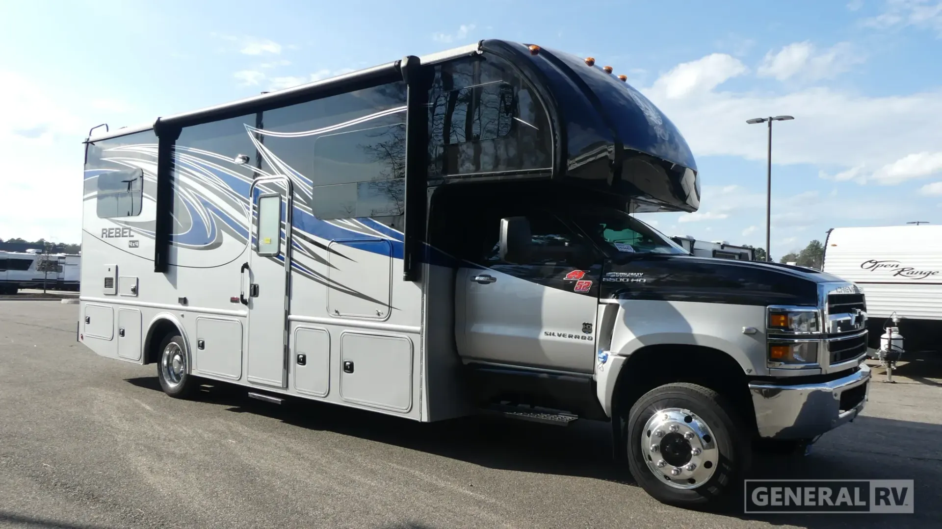 2024 NeXus RV Rebel 30R - Photo 2