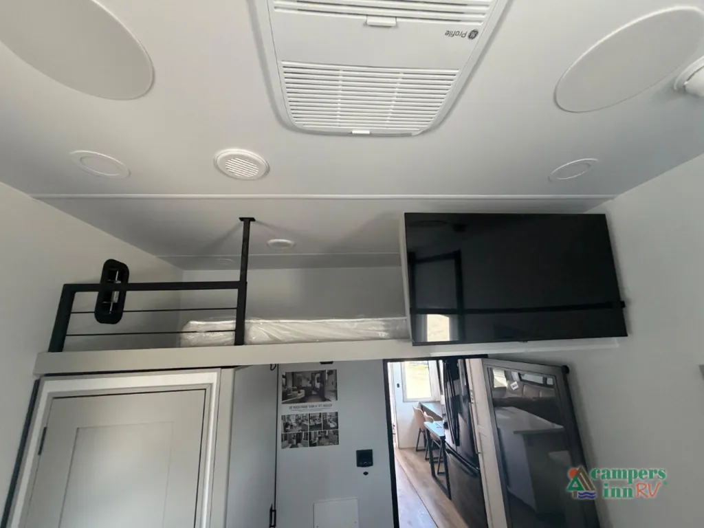 2026 Brinkley Model G 3950, Photos photo 24