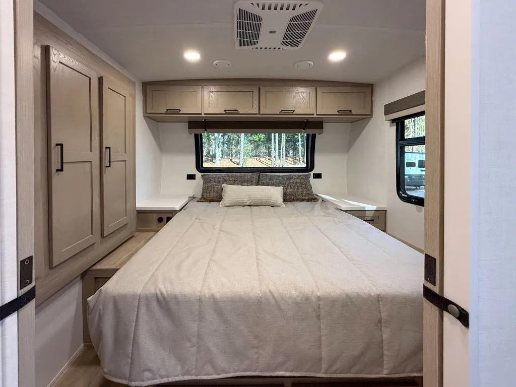 2026 Forest River Rockwood Mini Lite 2515S — Photo 6