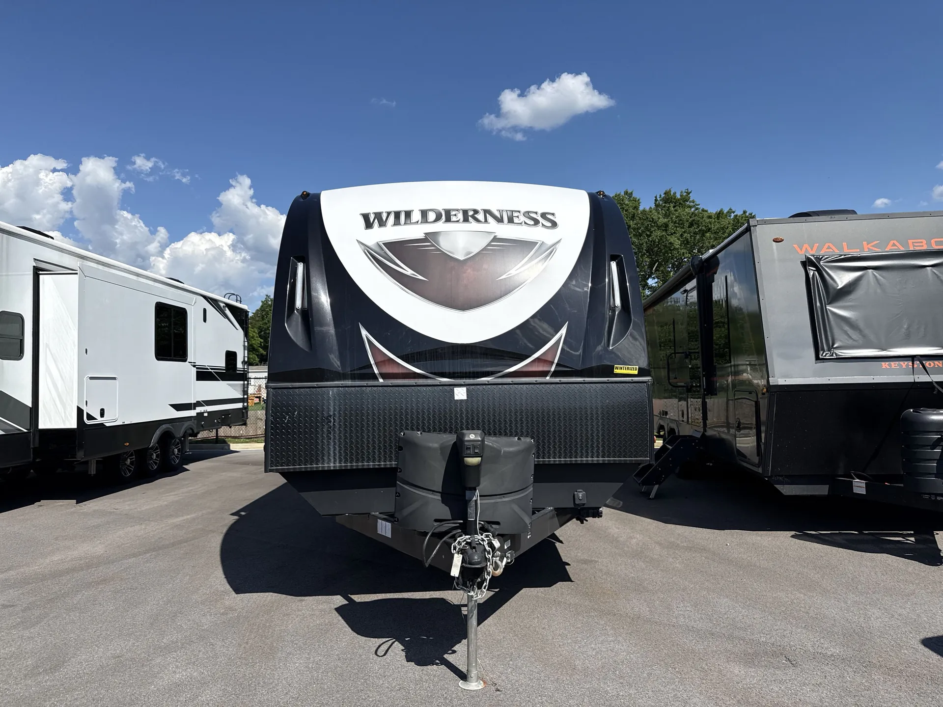 2020 Heartland Wilderness 3250 BS — front