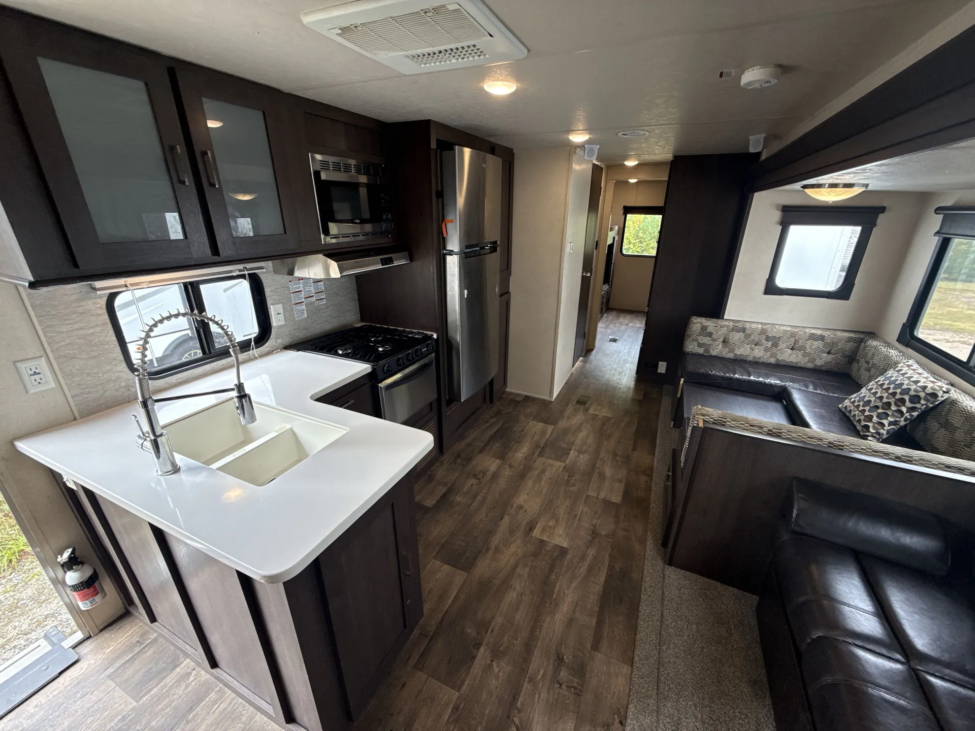 2019 Forest River Wildwood 32BHDS — living area main