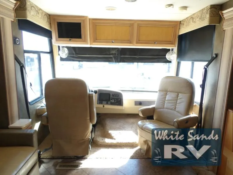 2015 Newmar Bay Star 3402 - Photo 3