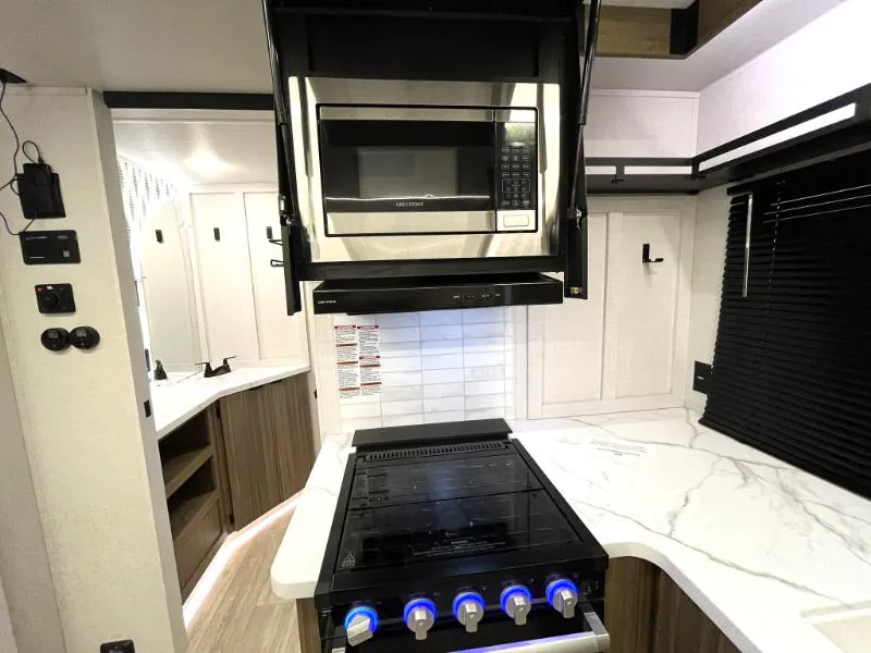 2026 Forest River Wildwood 300ICE, Photos photo 6