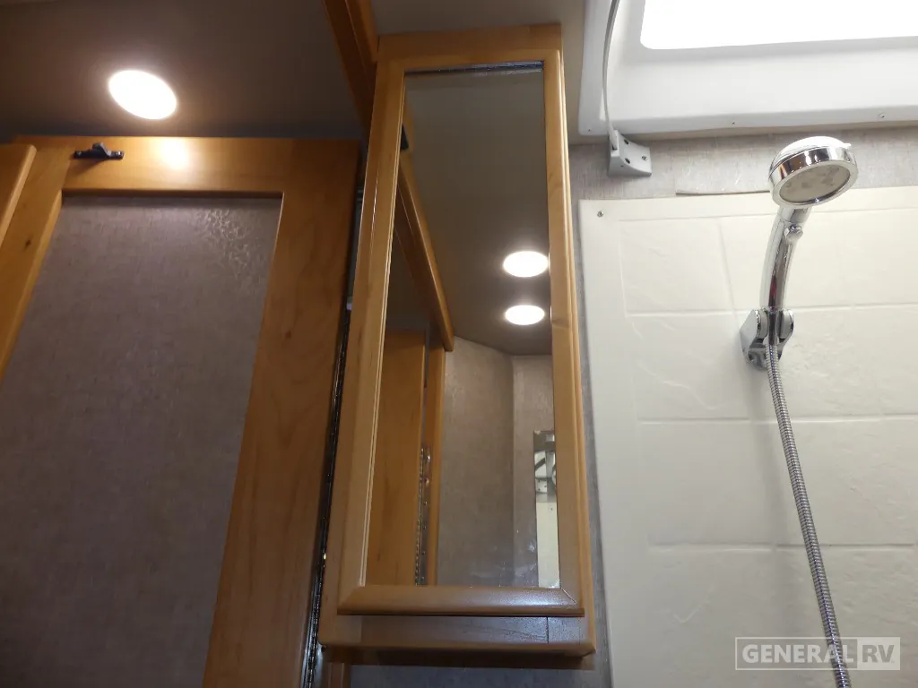 2017 Tiffin Wayfarer 24 QW, Photos photo 21