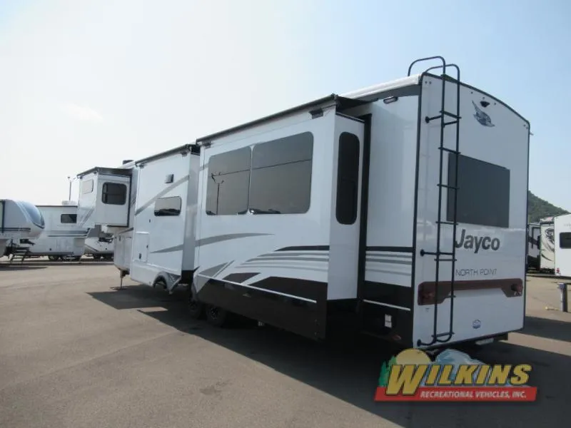 2026 Jayco North Point 381CKRE - Photo 4