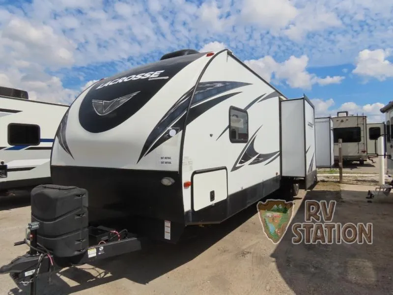 2020 Prime Time RV LaCrosse 3380IB - Photo 2