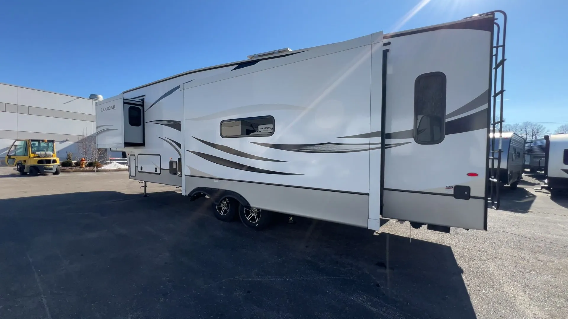 2023 Keystone Cougar 316RLS - Photo 3