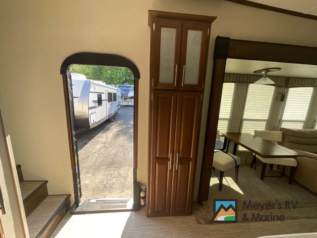 2018 Forest River Wildcat 34WB, Photos photo 25