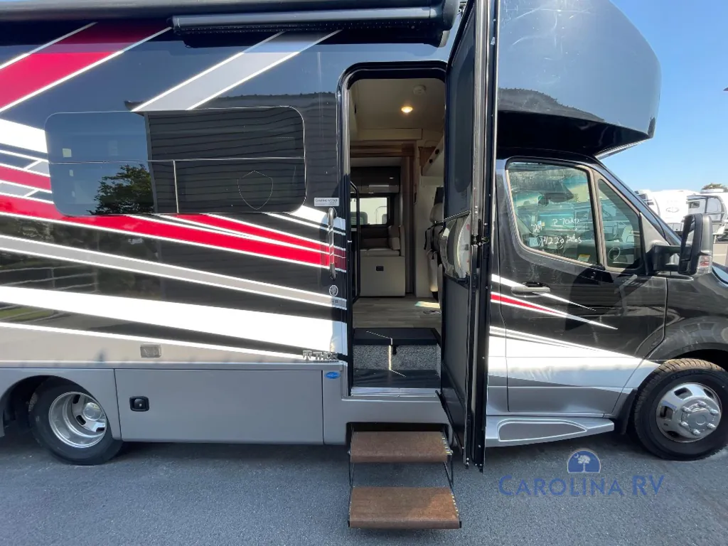 2024 Thor Motor Coach Tiburon 24FB, Photos photo 16
