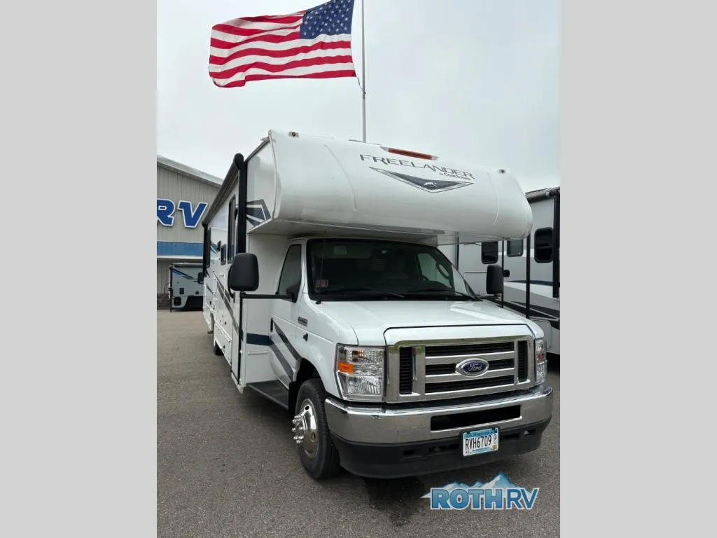 2023 Coachmen Freelander 31MB - Photo 3