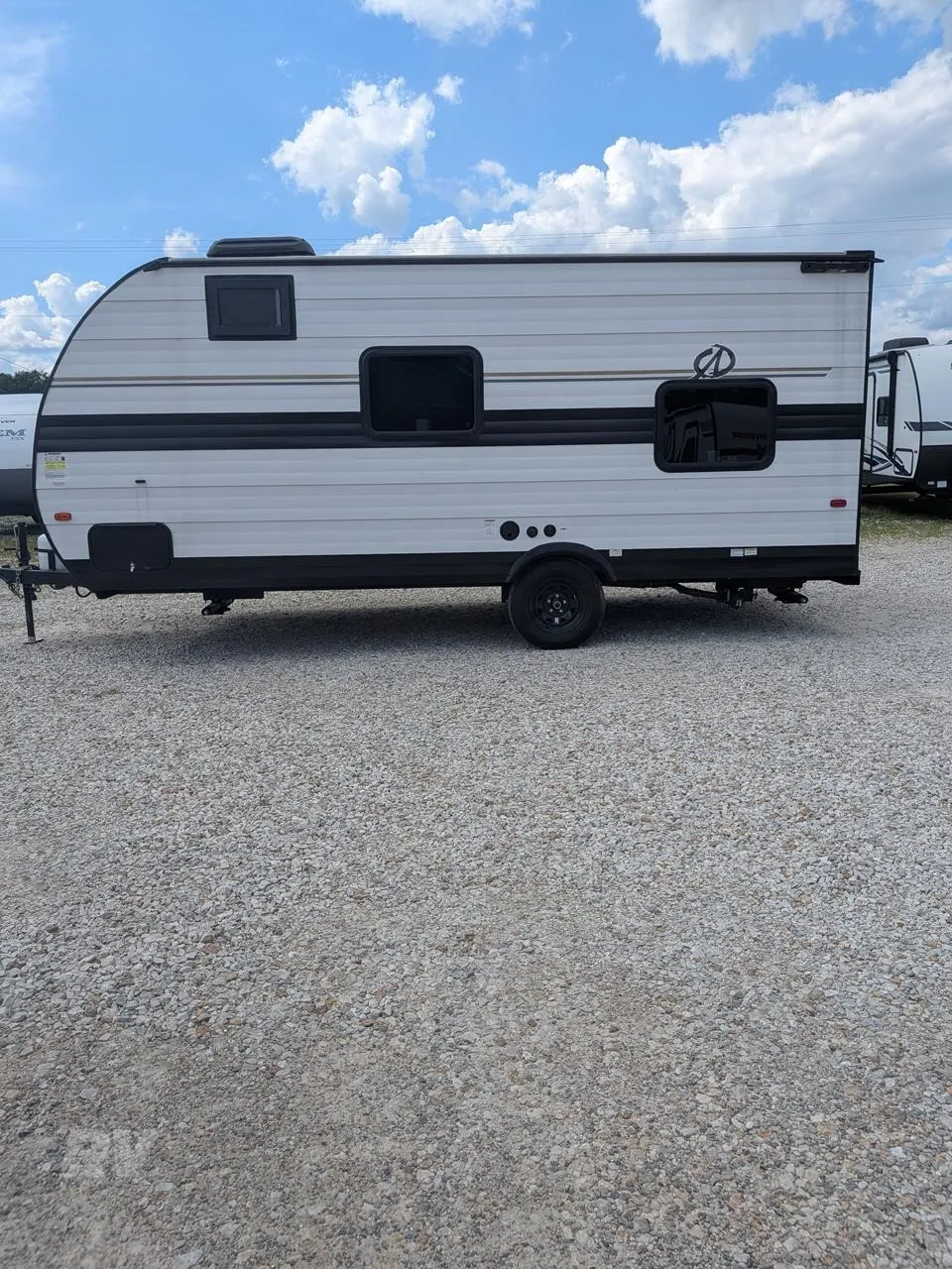 2025 Cruiser RV Avenir 17BH - Photo 4
