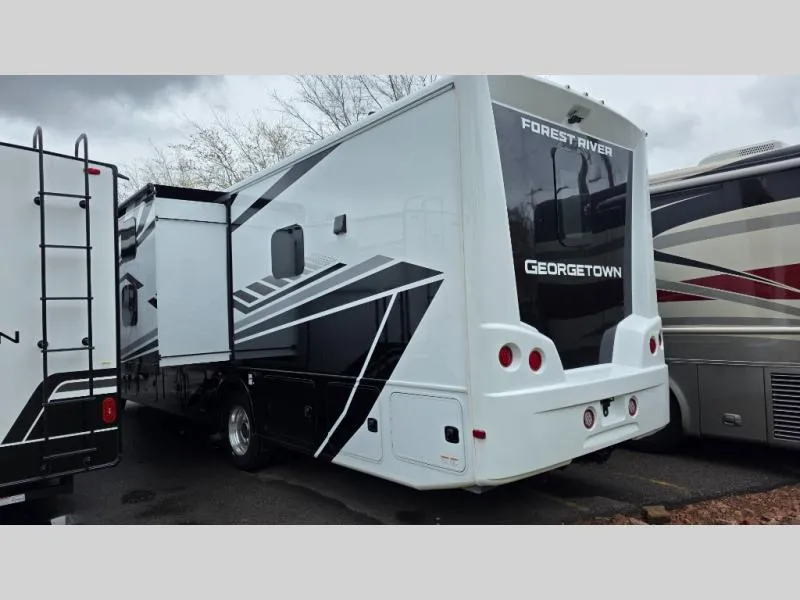 2026 Forest River Georgetown 5 Series 36F5 - Photo 4