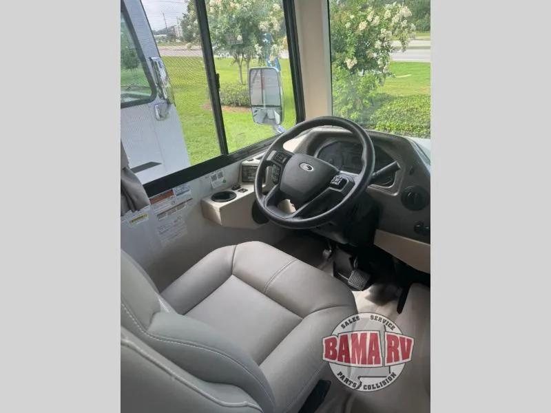 2027 Thor Motor Coach A.C.E 29G - Photo 4