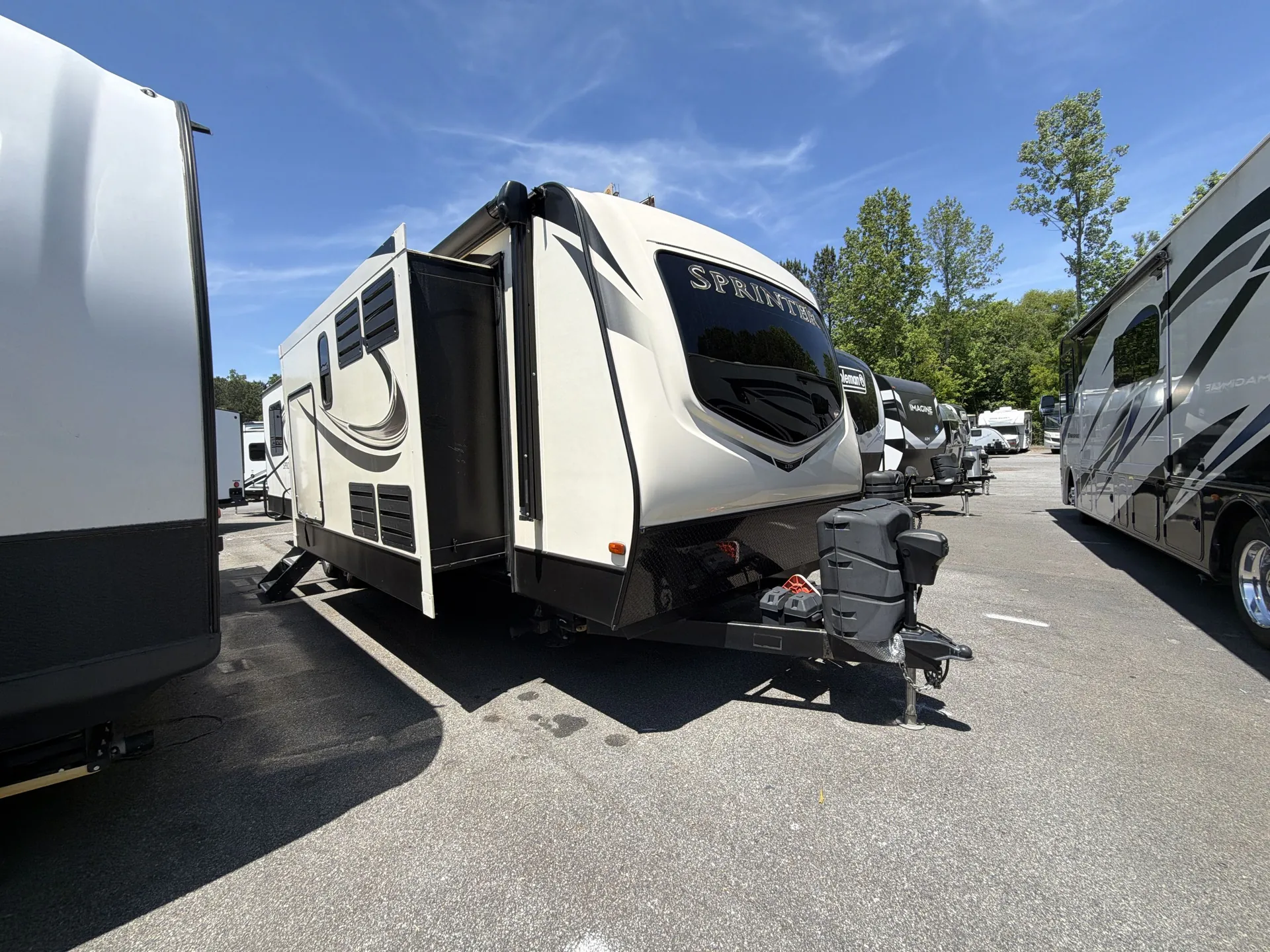 2019 Keystone Sprinter Limited 333FKS - Photo 2