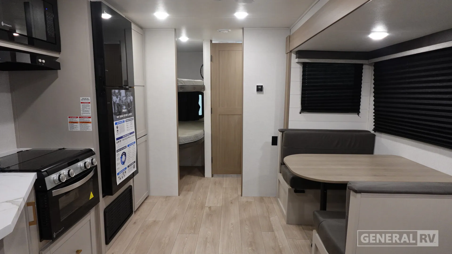2027 Jayco Jay Flight SLX 261BHS - Photo 3