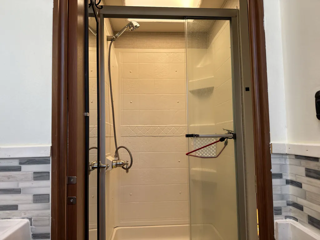2017 Jayco Alante 31V, Photos photo 7