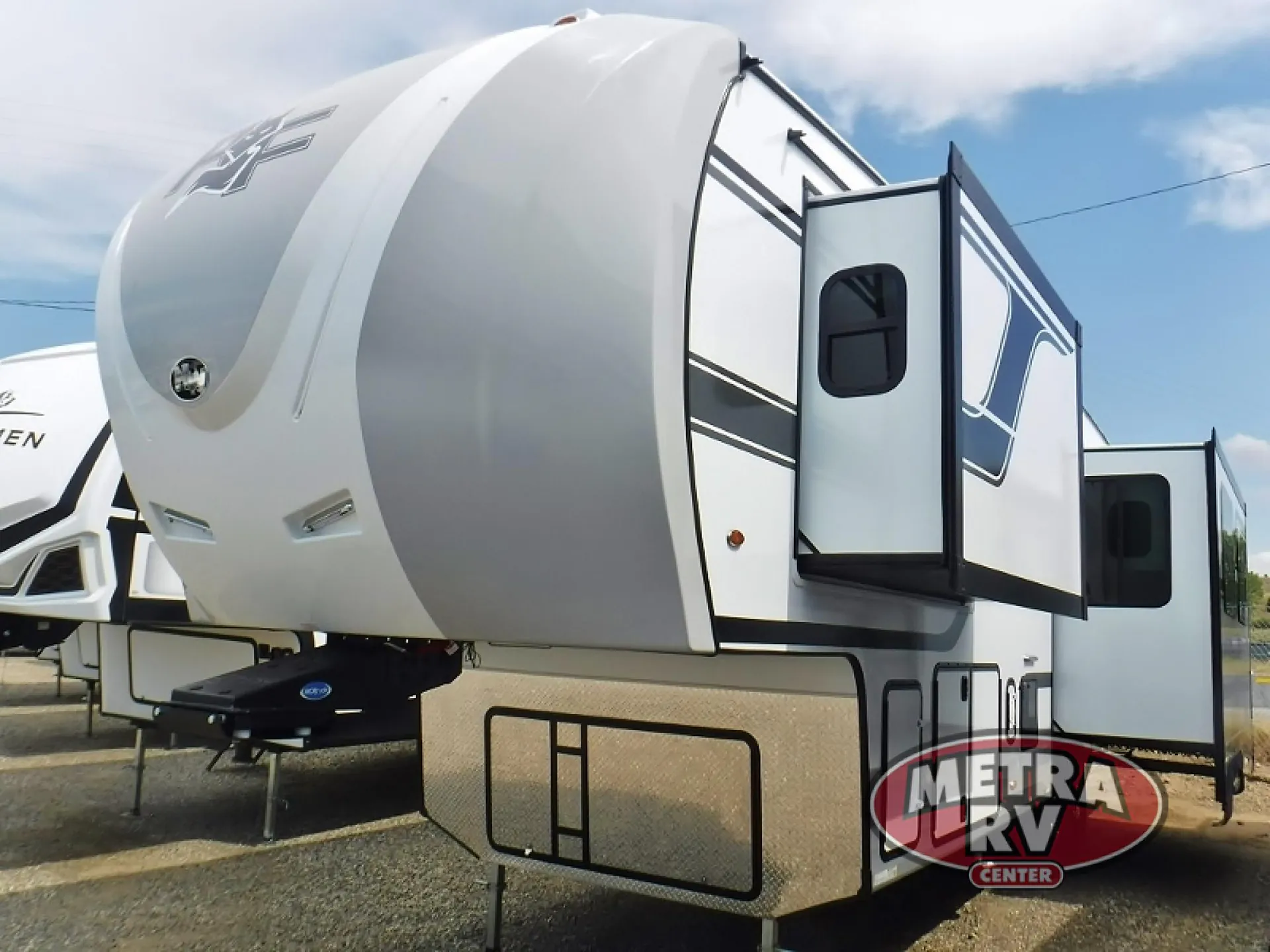 2027 Northwood Arctic Fox NXT 295RL - Photo 2